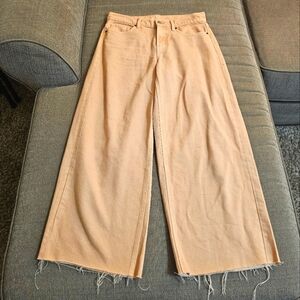 Old Navy Peach Salmon Mid-Rise Baggy Wide Rise Casual Raw Hem Jeans Size 4